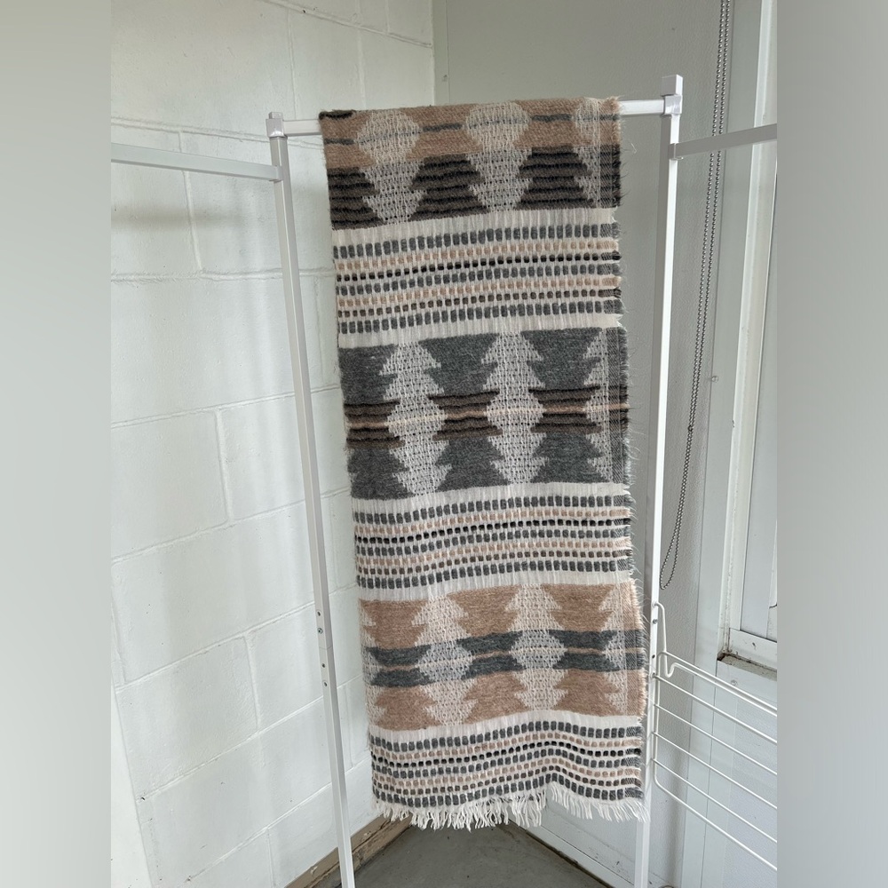 Large pink and grey scarf